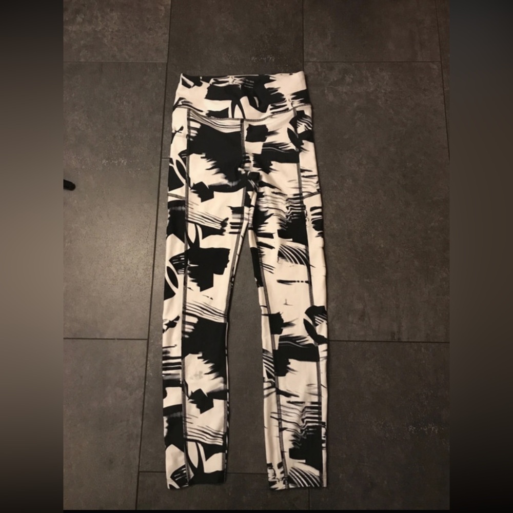 Under armour heat gear xs leggings